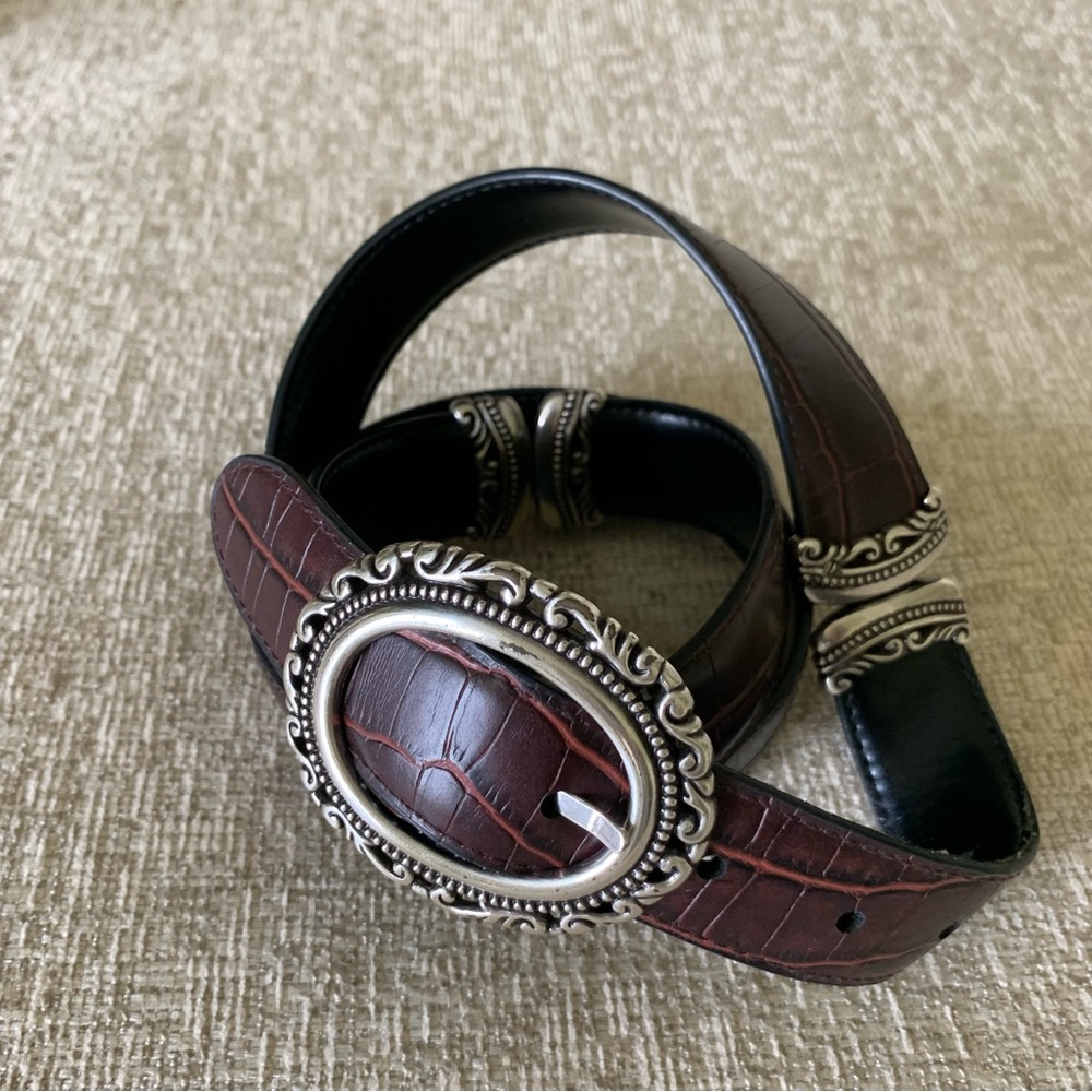 EUC Women’s Reversible Black Brown Croc Embossed Western Belt Sz L